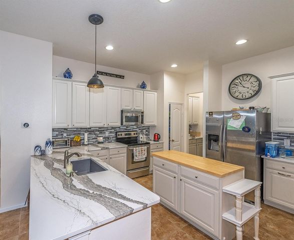 5050 SILVER CHARM TERRACE, Wesley Chapel, FL 33544