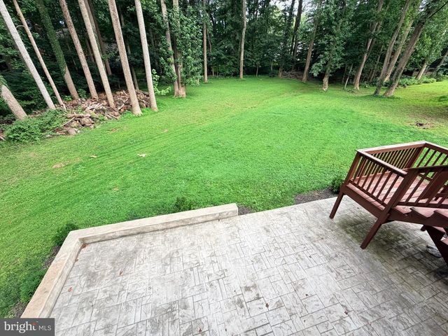 805 BALLS HILL RD, Mclean, VA 22101
