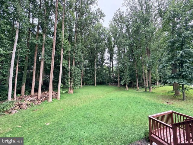 805 BALLS HILL RD, Mclean, VA 22101