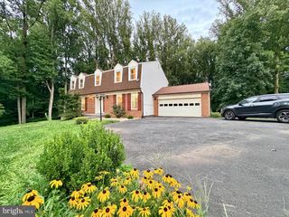 805 BALLS HILL RD, Mclean, VA 22101