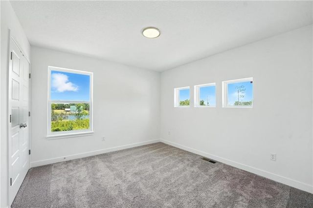 8708 SW Edgewater Drive, Blue Springs, MO 64064