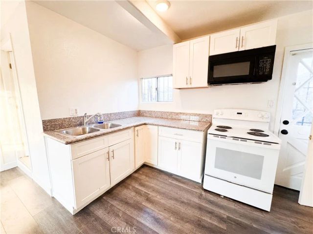 1746 W 82nd Street, Los Angeles, CA 90047