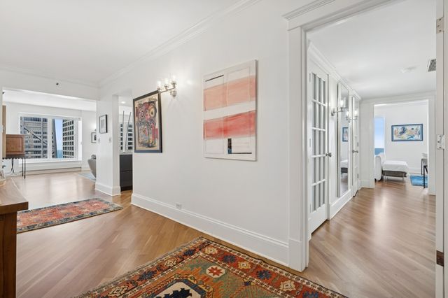 161 E Chicago Avenue 38A, Chicago, IL 60611