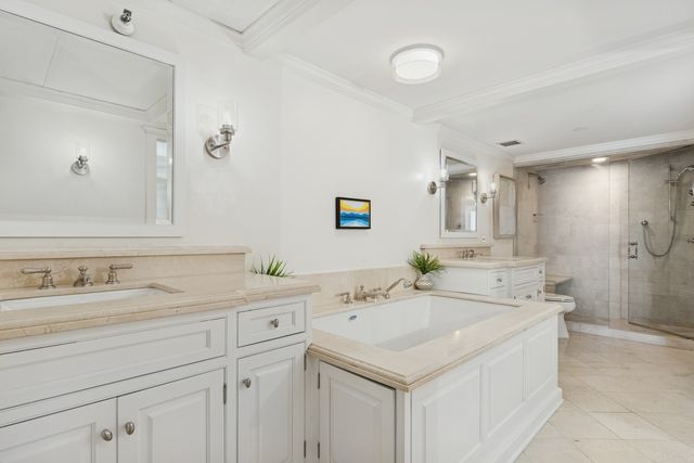 161 E Chicago Avenue 38A, Chicago, IL 60611