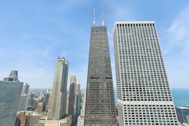 161 E Chicago Avenue 38A, Chicago, IL 60611