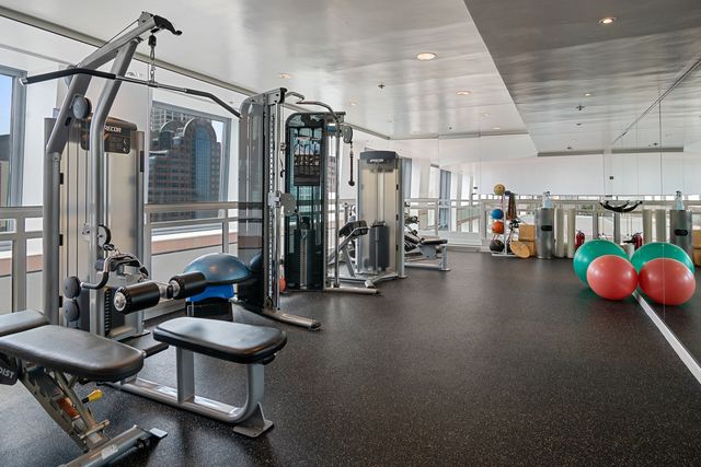 161 E Chicago Avenue 38A, Chicago, IL 60611