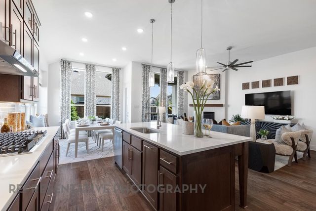 9824 Oak Glade Drive, Denton, TX 76207