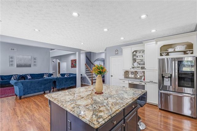 915 Martin Field Drive, Lawrenceville, GA 30045