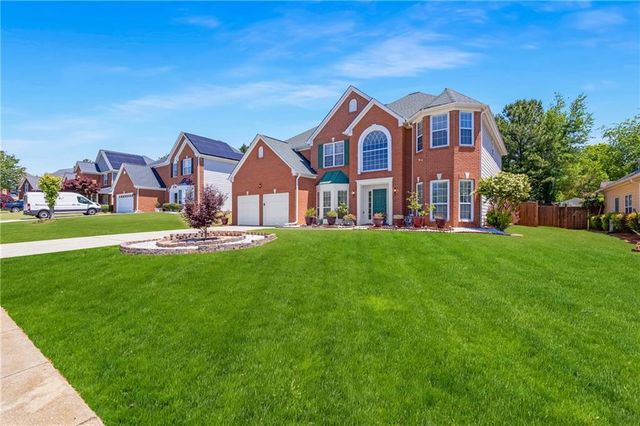 915 Martin Field Drive, Lawrenceville, GA 30045