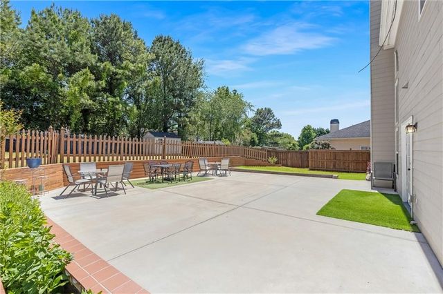 915 Martin Field Drive, Lawrenceville, GA 30045