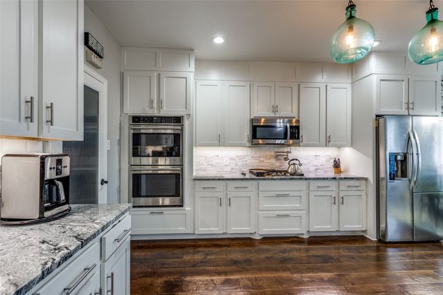 1427 Hanover Lane, Van Alstyne, TX 75495