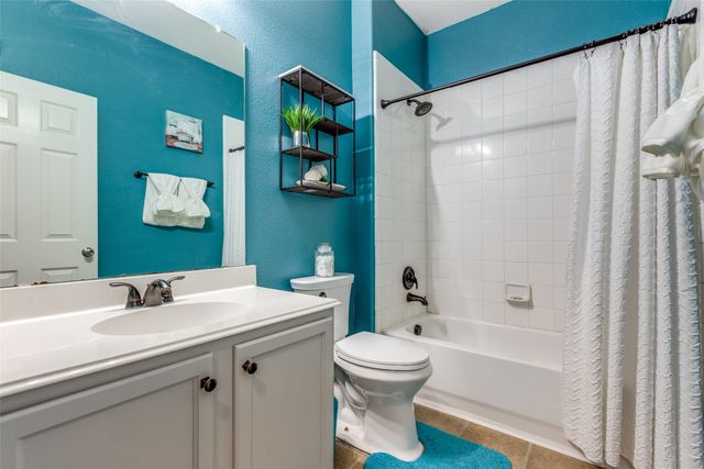 1427 Hanover Lane, Van Alstyne, TX 75495