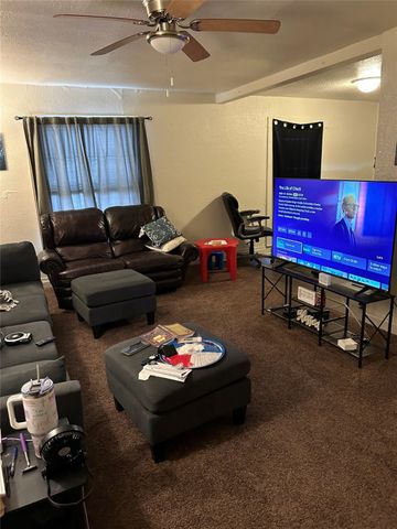 912 Ritchey Street, Gainesville, TX 76240