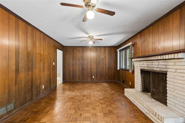 165 W Spalding Drive, Atlanta, GA 30328