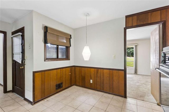 165 W Spalding Drive, Atlanta, GA 30328