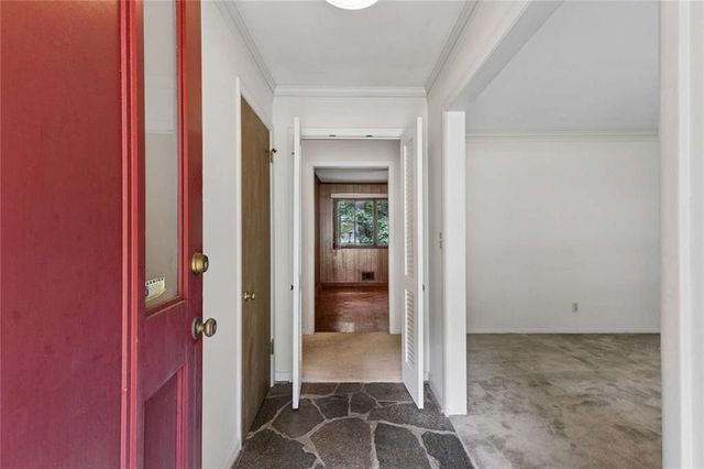 165 W Spalding Drive, Atlanta, GA 30328