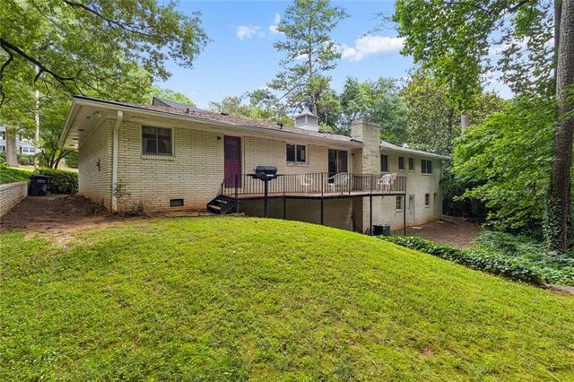 165 W Spalding Drive, Atlanta, GA 30328