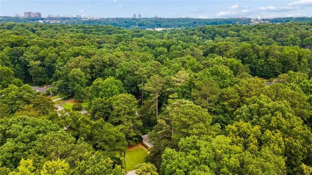 165 W Spalding Drive, Atlanta, GA 30328