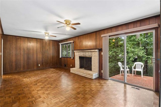 165 W Spalding Drive, Atlanta, GA 30328