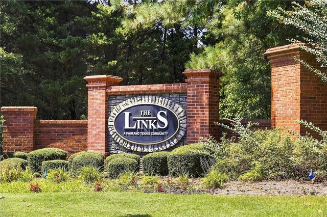 8156 N Links Drive, Covington, GA 30014