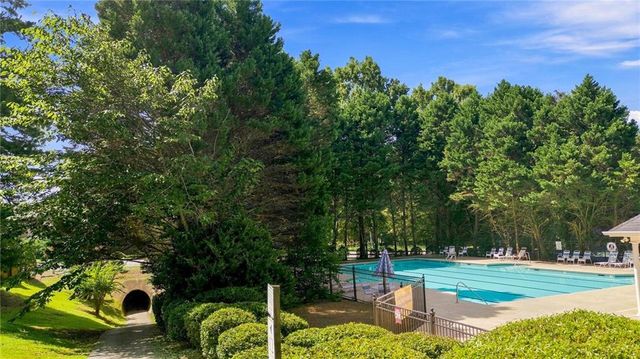 8156 N Links Drive, Covington, GA 30014