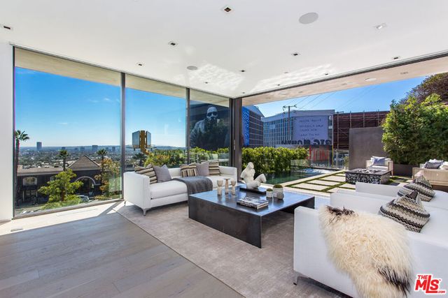 1413 Queens Road, Los Angeles, CA 90069