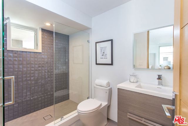 1413 Queens Road, Los Angeles, CA 90069