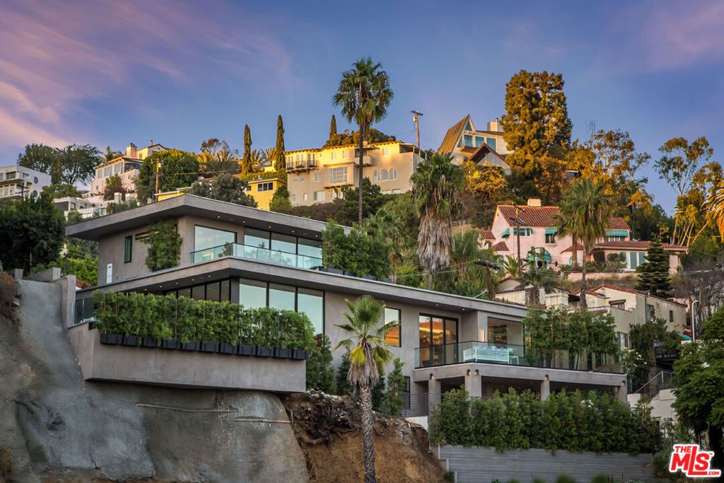 1413 Queens Road, Los Angeles, CA 90069