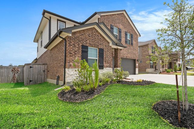 8606 Treetop Heights Drive, Baytown, TX 77523