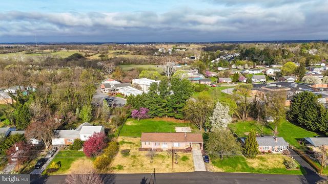 169 BELVEDERE DR, Charles Town, WV 25414