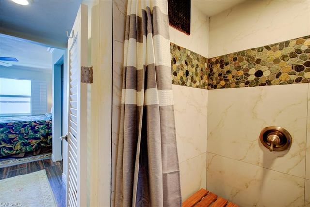 1900 Clifford ST 303, Fort Myers, FL 33901
