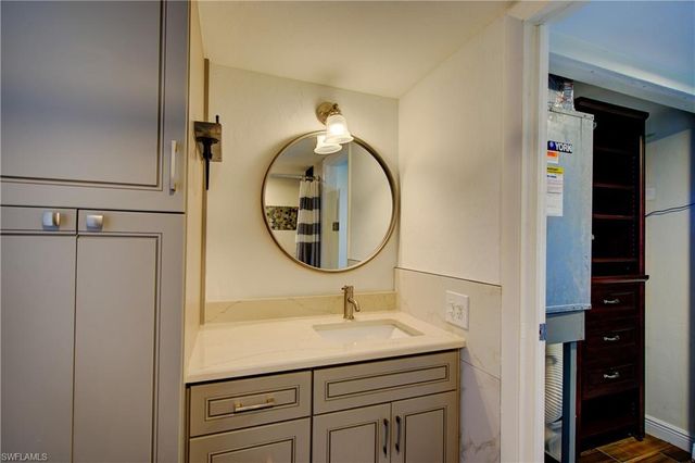 1900 Clifford ST 303, Fort Myers, FL 33901