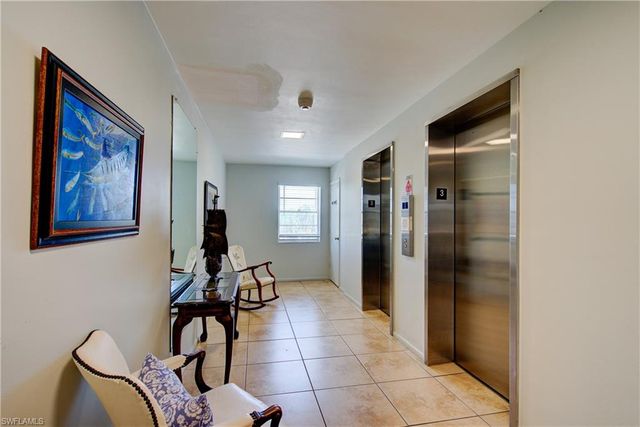 1900 Clifford ST 303, Fort Myers, FL 33901