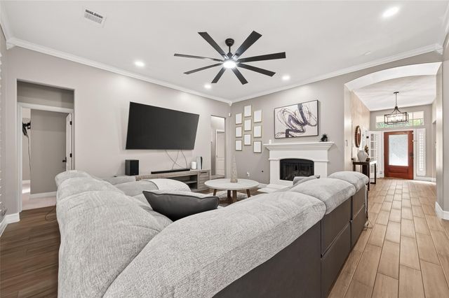 10834 White Oak Trace Court, Cypress, TX 77429