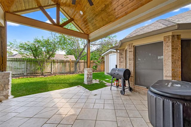10834 White Oak Trace Court, Cypress, TX 77429