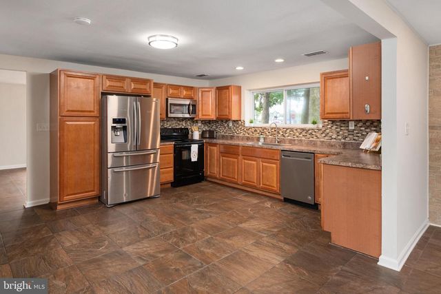 210 BROADVIEW BLVD S, Glen Burnie, MD 21061