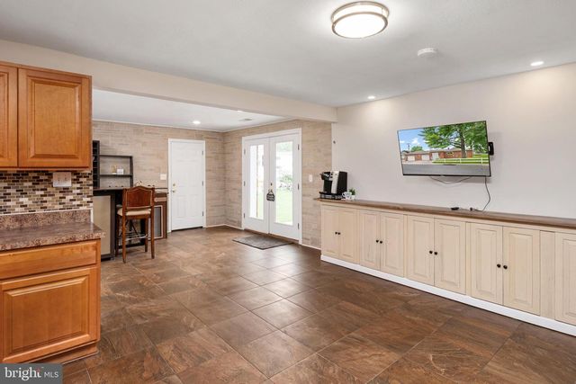 210 BROADVIEW BLVD S, Glen Burnie, MD 21061