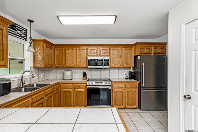 13056 Cypress Gold Dr, St Amant, LA 70774