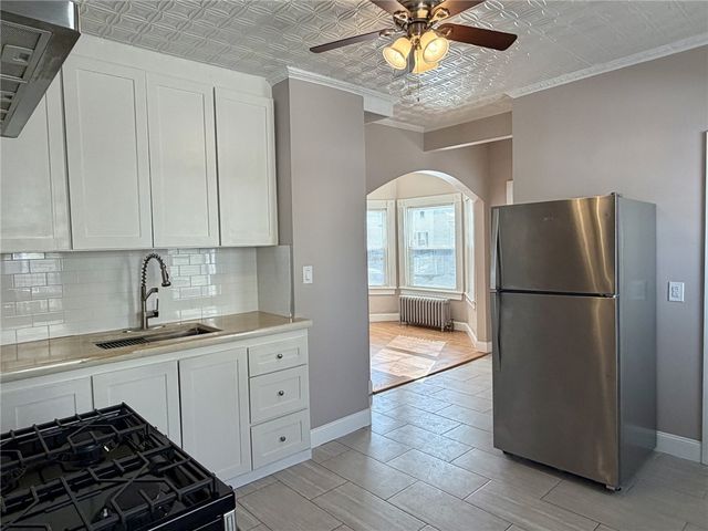 199 Morris Avenue 1, Pawtucket, RI 02860