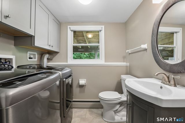 6 Sky Edge Lane, Bethel, CT 06801