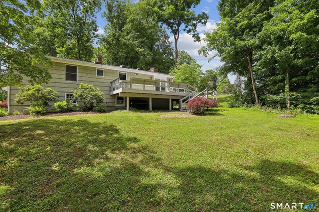 6 Sky Edge Lane, Bethel, CT 06801