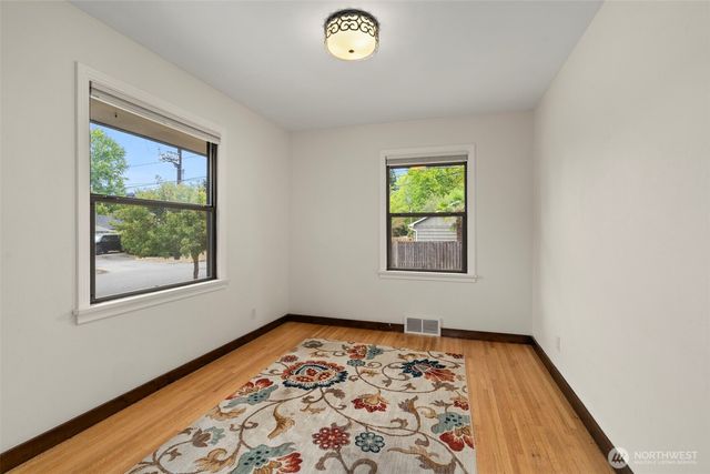 1719 8th Avenue SW, Olympia, WA 98502