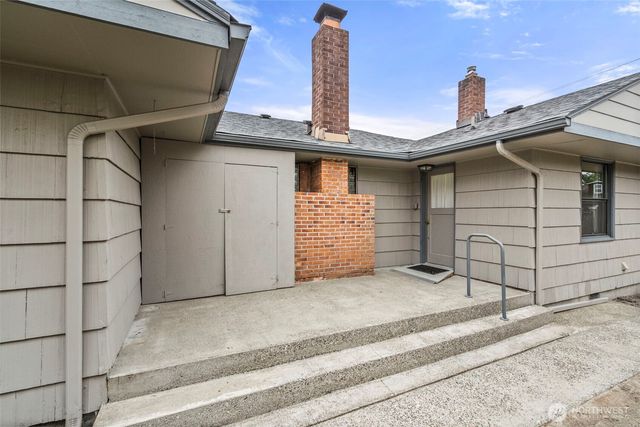 1719 8th Avenue SW, Olympia, WA 98502