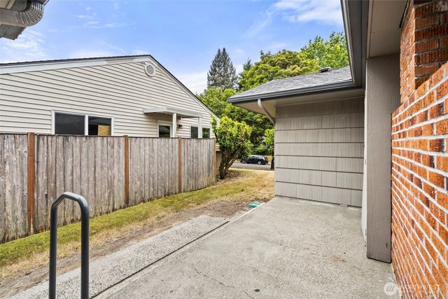 1719 8th Avenue SW, Olympia, WA 98502