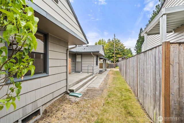 1719 8th Avenue SW, Olympia, WA 98502