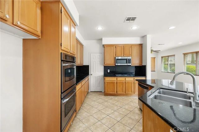 27864 Post Oak Place, Murrieta, CA 92562
