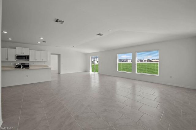 4140 San Felice LN, North Fort Myers, FL 33917