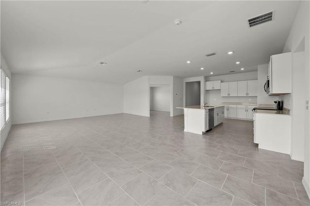 4140 San Felice LN, North Fort Myers, FL 33917