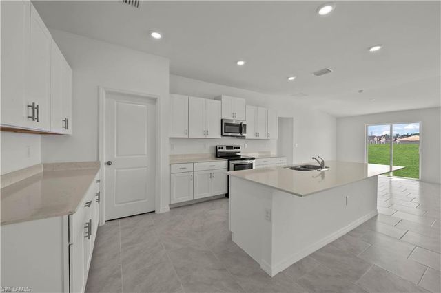 4140 San Felice LN, North Fort Myers, FL 33917