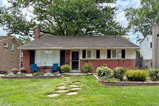 8055 Donna Street, Westland, MI 48185
